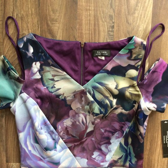 Tahari Arthur Levine Cold Shoulder Sleeve Shift - Picture 2 of 8